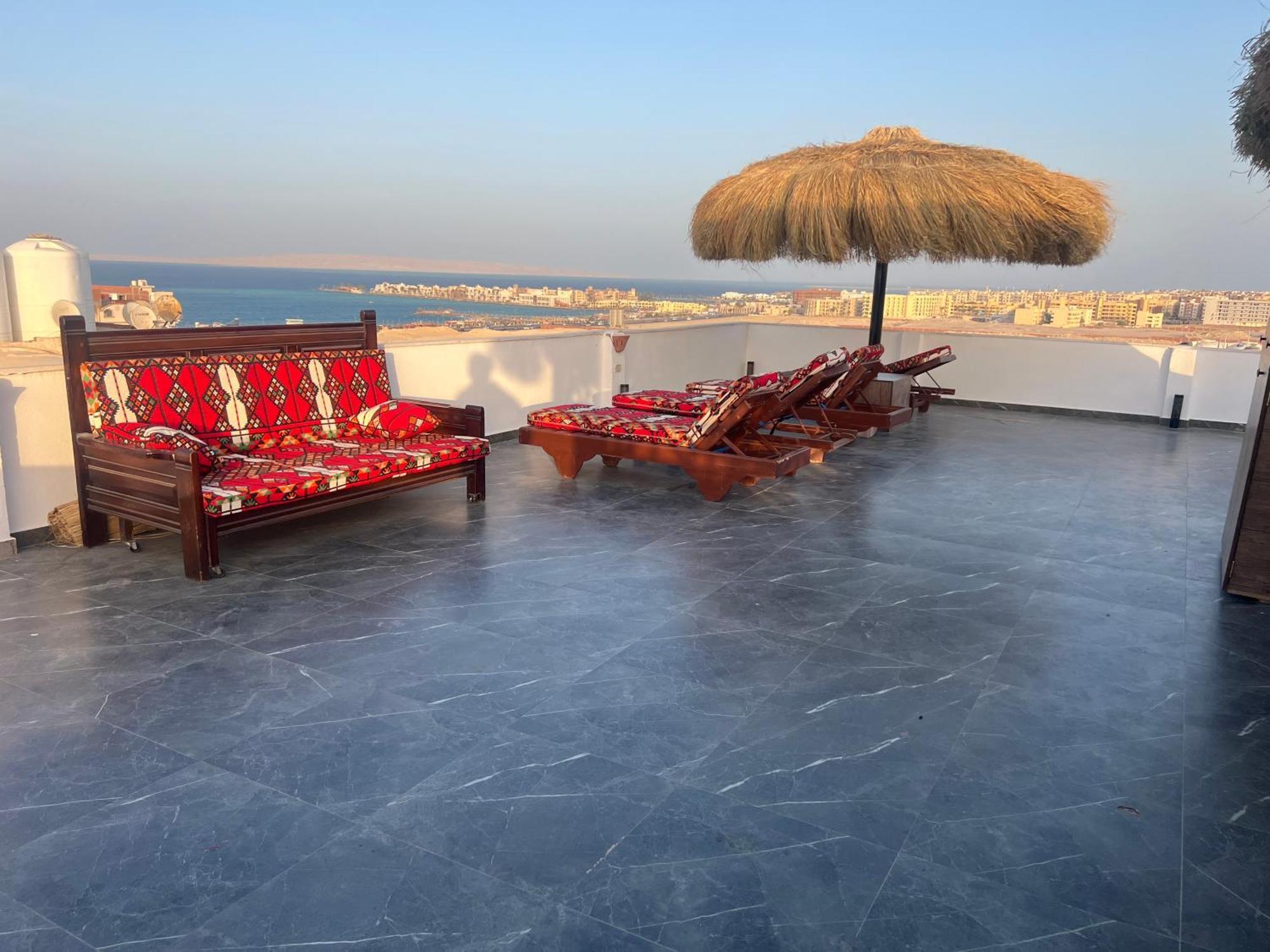 Amazing Roof * Hurghada